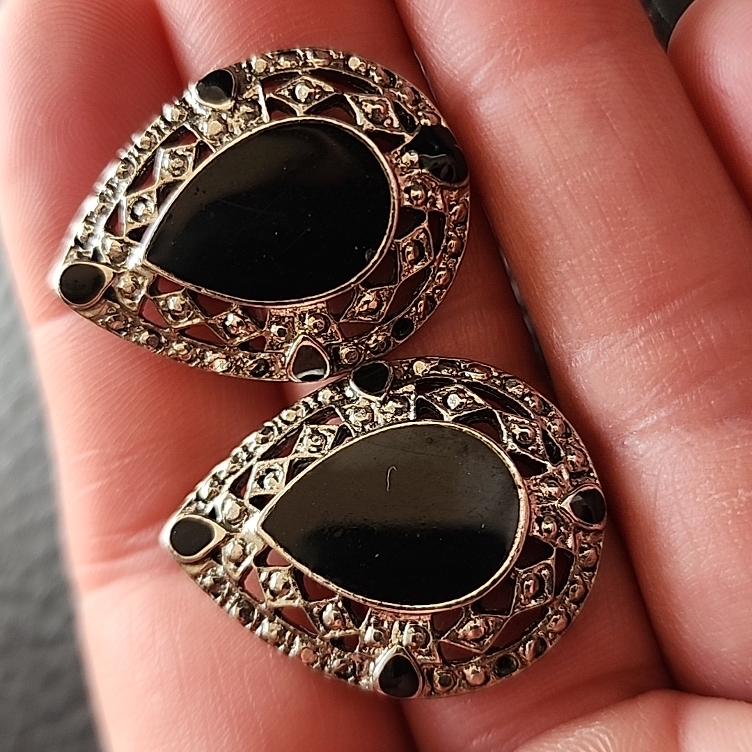 Vtg Earrings